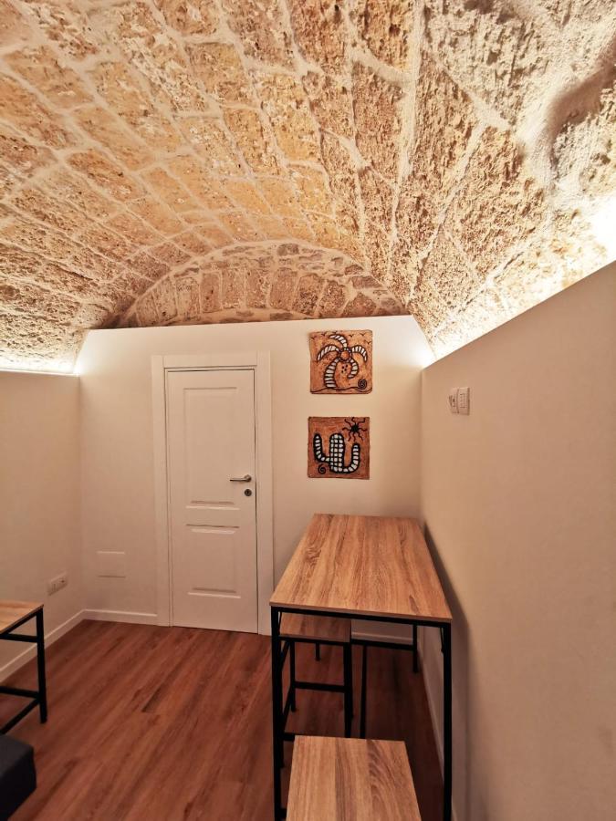 Corte San Triggiano 13 Citta Vecchia, Bari Exterior foto