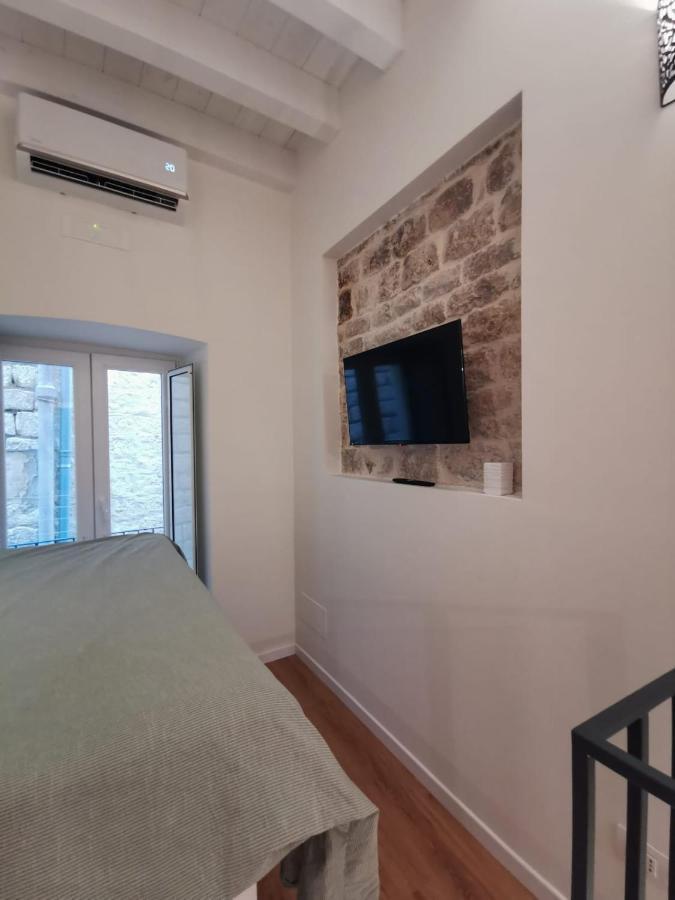 Corte San Triggiano 13 Citta Vecchia, Bari Exterior foto