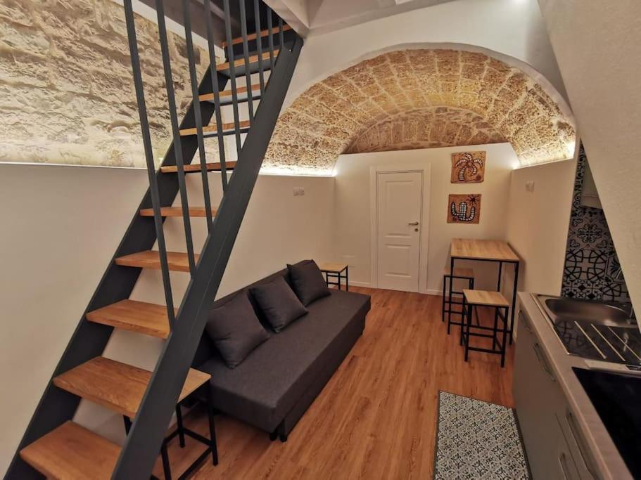 Corte San Triggiano 13 Citta Vecchia, Bari Exterior foto