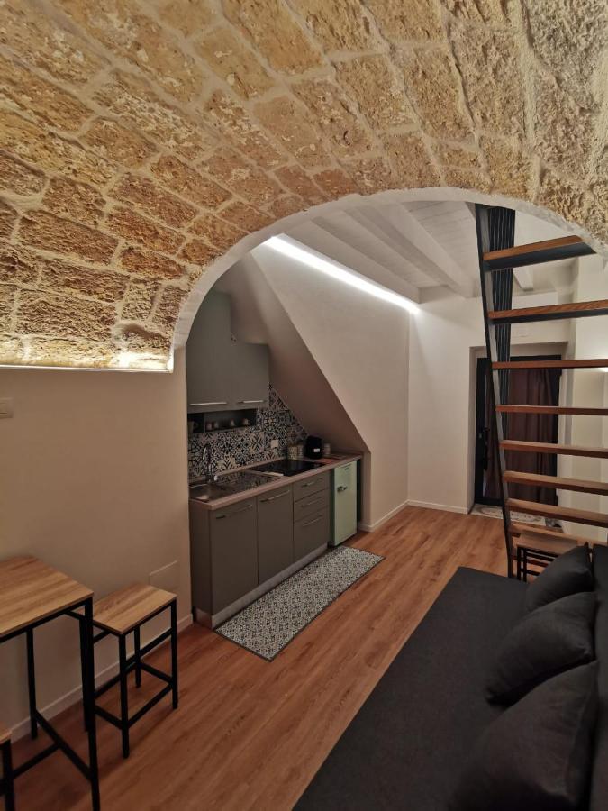 Corte San Triggiano 13 Citta Vecchia, Bari Exterior foto