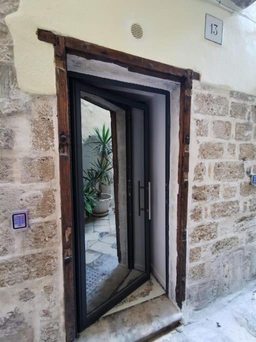 Corte San Triggiano 13 Citta Vecchia, Bari Exterior foto